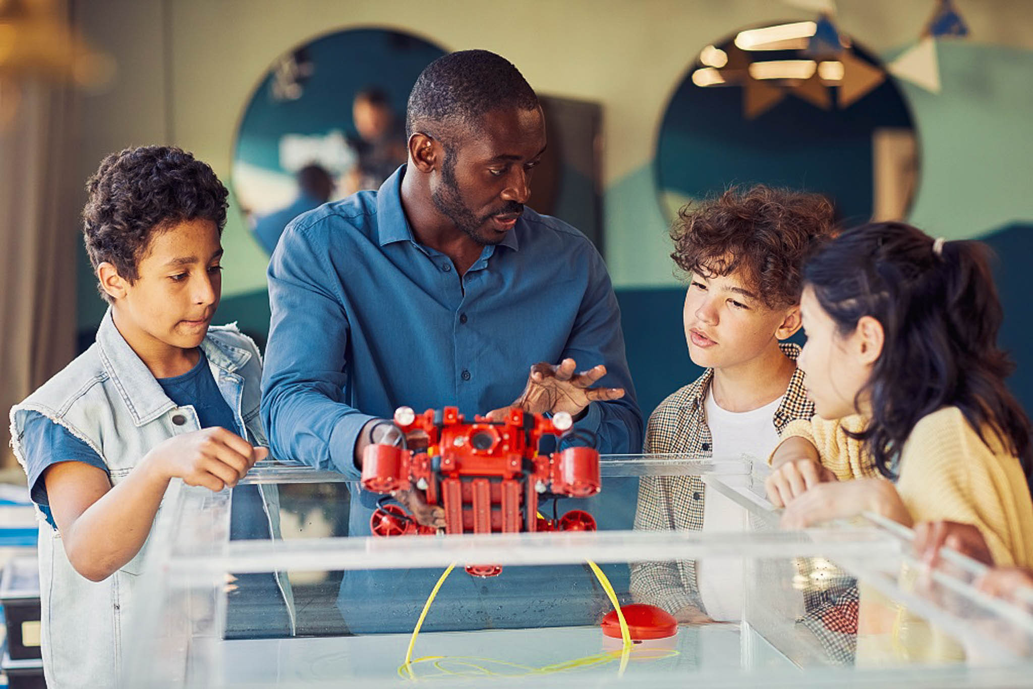 Five Ways to Cultivate a STEM Culture in Schools image