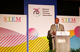 Texas Teacher Represents NMSI At National Science Conference image