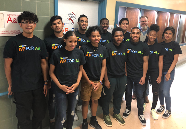 group-photo_Sept_2019.png