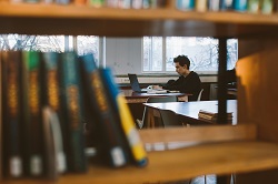 Q&A: Overcoming Student Challenges in Online Learning  image